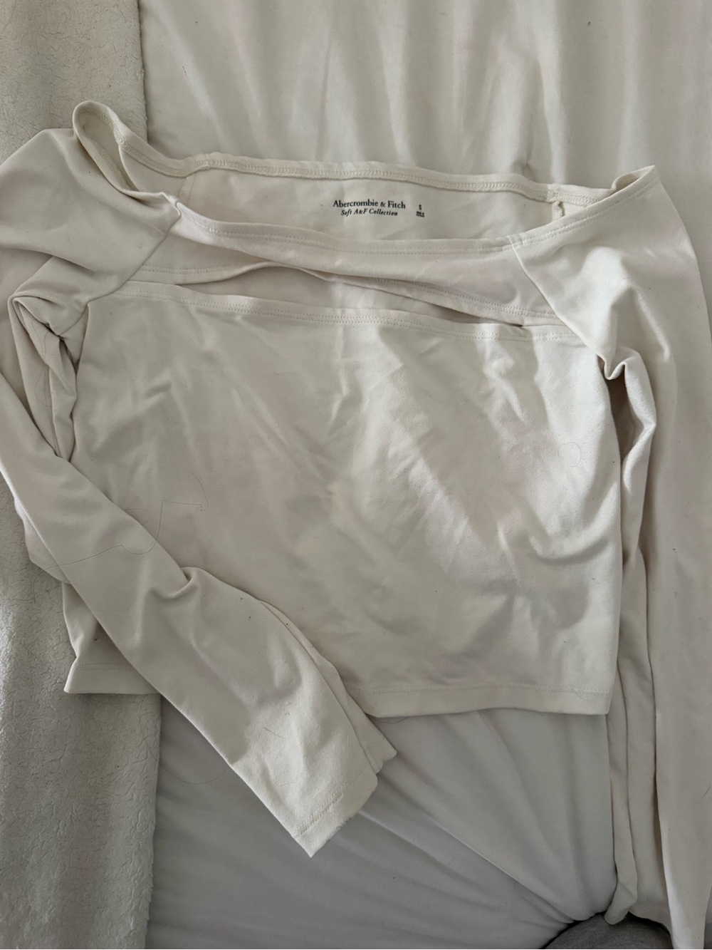 Abercrombie & Fitch Off-Shoulder Long Sleeve Top in Cream